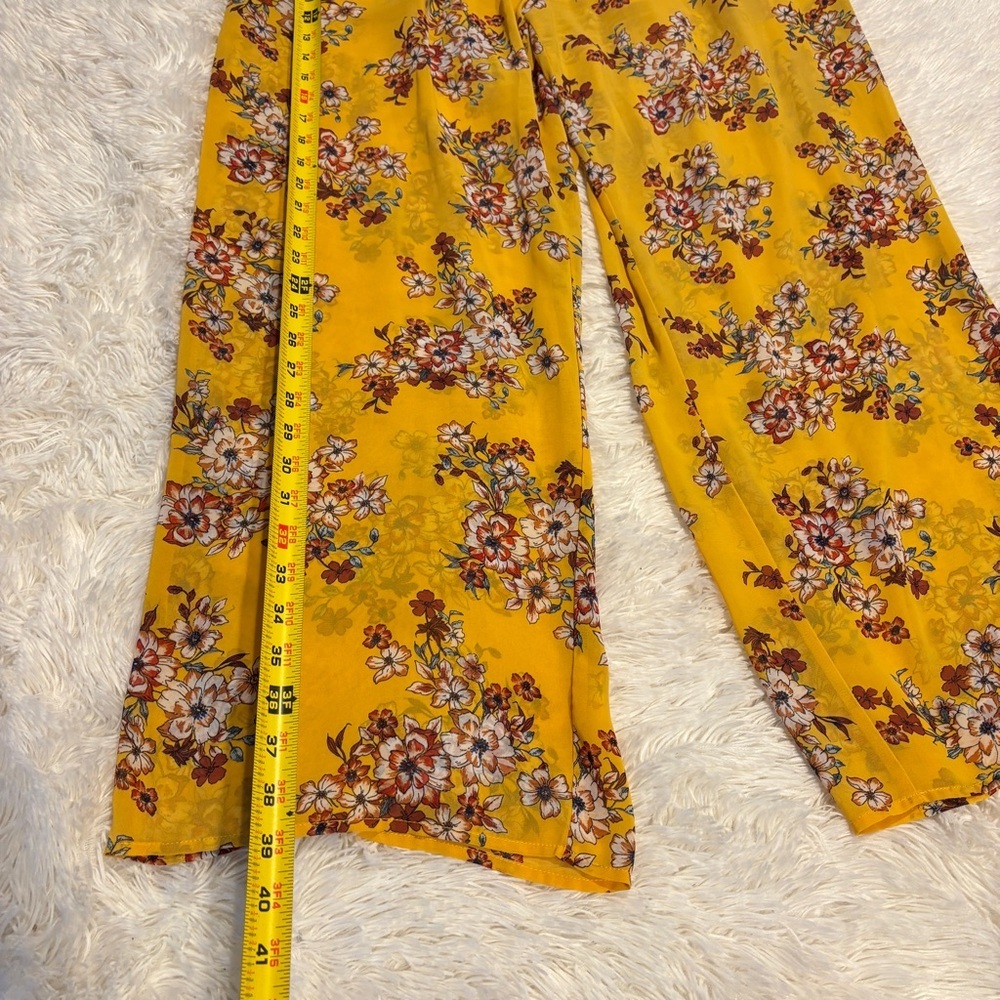 Torrid - Wide Leg Pants Yellow Floral Chiffon Semi Sheer with Short - Size 1 - Picture 8 of 13